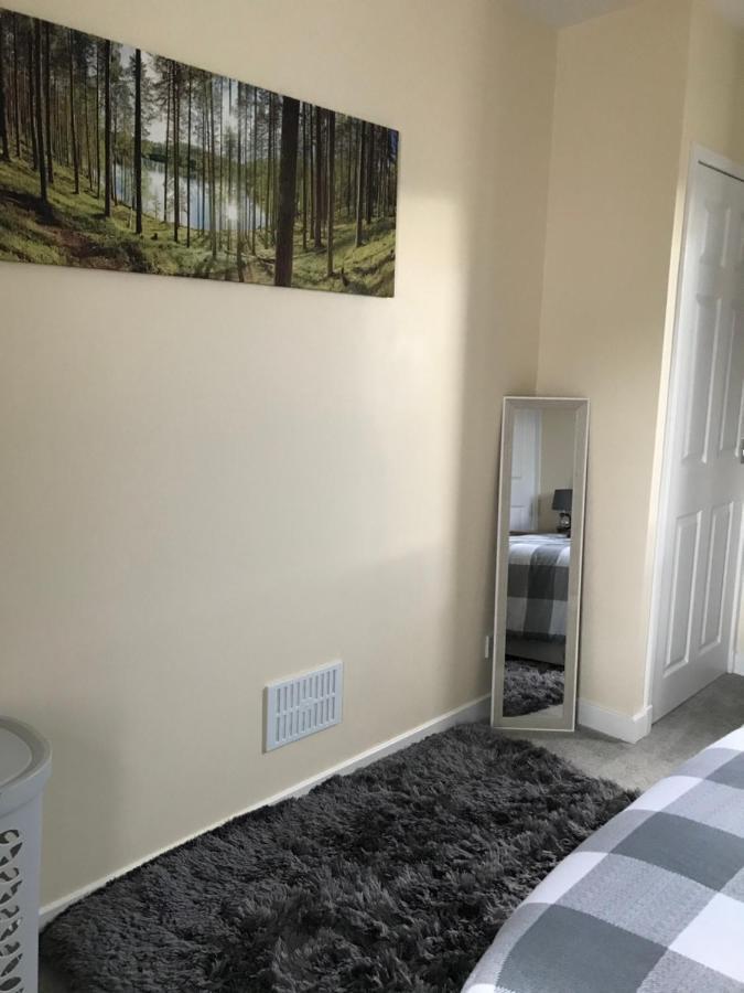 No 5 Newly Refurbished 4 Bedroom House Cononbridge Esterno foto
